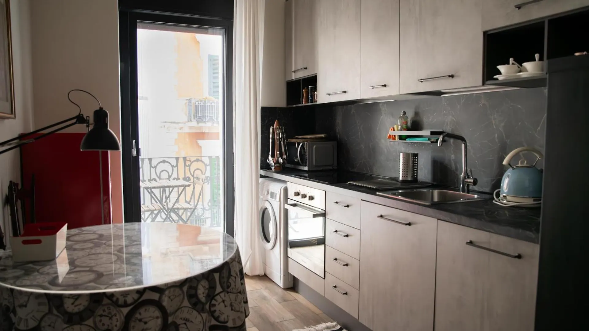 Elegant Apartment Few Steps From Bari'S Heart 0*, Bari